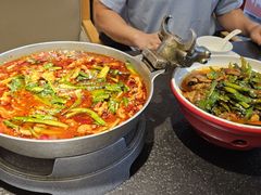 -万重锦·人文川菜馆(骡马市店)