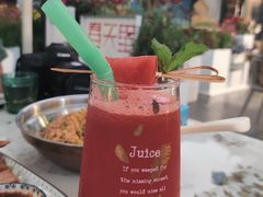 -春天里餐厅·云南创意菜特色美食(束河店)