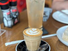 -ROAST coffee & eatery