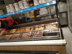 面包甜点陈列柜-盒马鲜生(杭州运河上街店)