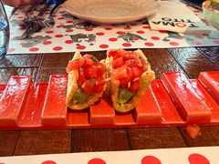 芝麻脆片配牛油果酱及西瓜莎莎-TOMATITO(无限极荟店)