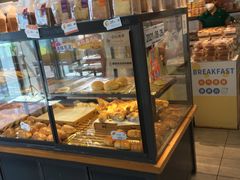 面包甜点陈列柜-BreadTalk面包新语·烘焙蛋糕(海珠丽影广场店)