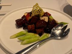 黑金雪花牛肉粒-上海和平饭店龙凤厅 Dragon Phoenix