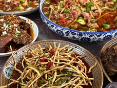 -盐府老街兔(三八路店)