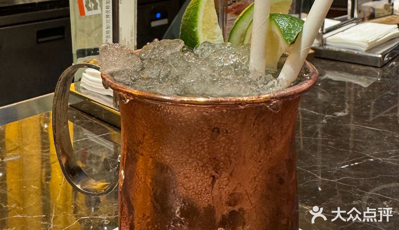 这头衔还不少了歪