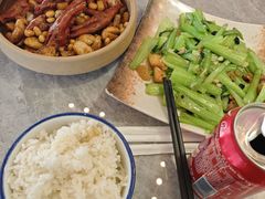 -赣菜笔记·江西米粉·小龙虾·小炒(曹杨路店)