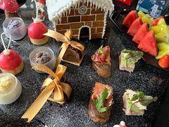 -亚龙湾喜来登·美景台大堂吧