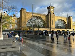 -九又四分之三站台