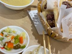 -闫家驴肉老店(华电一校店)