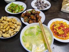 -爱的果实月嫂育婴师(世纪东方店)