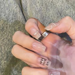 -FuFu美甲美睫
