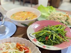 -Kat's Kitchen
