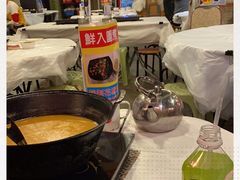 -鲜入围煮花胶鸡海鲜火锅