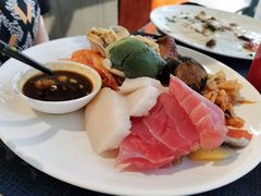 -锦厨国际自助餐厅 · 云端景观 (昆明索菲特大酒店)