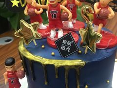 -焙丽拾光(麦凯乐直营店)