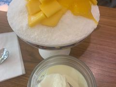 芒果纷纷雪-糖纸甜品(慈溪城西银泰店)