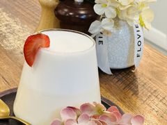 -FLOVIE FLORIST CAFE