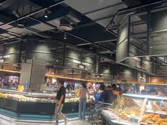 -胖东来生活广场(健康路店)