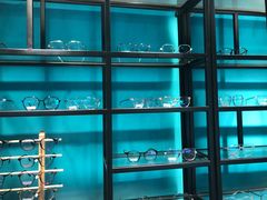 -Trend1881视光·蔡司视觉(领展广场店)