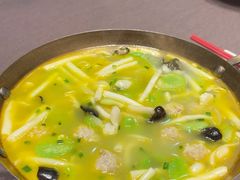 -香山湖家家宴(中山陵店)