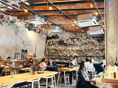 -Common Table · Brunch & Coffee
