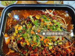 -鱼众不同·鸡公煲·烤全鱼(国顺路店)