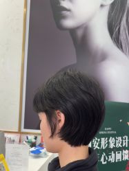 -韩国丽安形象设计