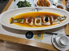 五彩白丝鱼-饭橘汉江码头·乡野土菜馆(静安路店)