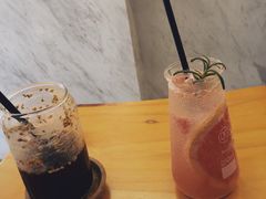 -red donkey coffee