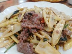 鲜笋炒牛肉-南记食粥坊·宵夜大排档(莲花总店)