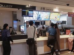 -麦当劳(东急新天地店)