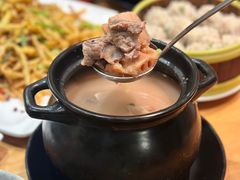 -莲餐厅·湖北菜·潜江小龙虾店(愚园路店)