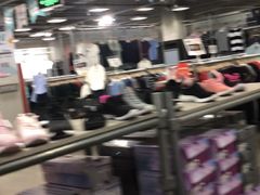 -上品折扣(回龙观店)