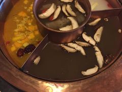 -滇釜火锅·能喝汤的火锅(车公庄店)