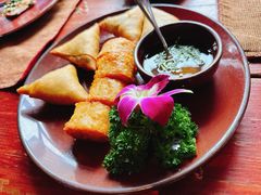 缅式羊肉三角饼-花马天堂云南餐厅 Lost Heaven(外滩店)