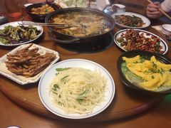 -茅台镇网红溶洞餐厅·茅帮菜馆