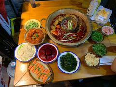 -王婆乔鲜鱼自助火锅(蜀汉路店)