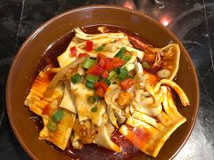 -巴四老城区炭火蛙锅(张江店)