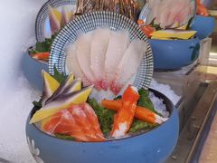 -亚马逊环球美食百汇(新城吾悦广场店)