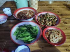 -老三样·美食研究中心(世贸路店)