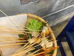 -马路边边串串香形象店(磐石路店)