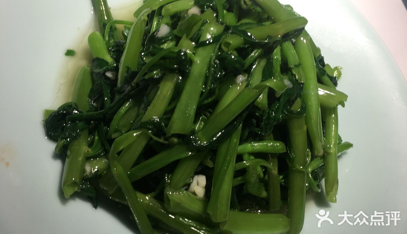 位置在市行政服务这边的天虹的4楼