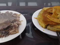 -牛一嘴·兰州牛肉面·大盘鸡(财富中心店)