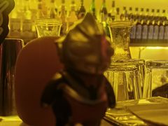 -Mx.cocktail bar