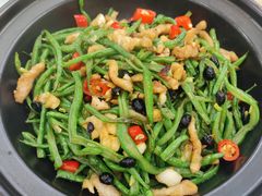 -大鸭梨烤鸭店(金顶街店)