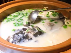 -姜君·千岛湖鱼头馆(浦东大道店)