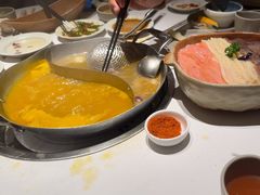 -左庭右院鲜牛肉火锅(金山万达店)