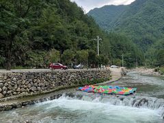 -仙人谷漂流景区