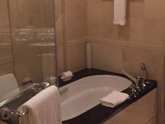 -广州富力丽思卡尔顿酒店