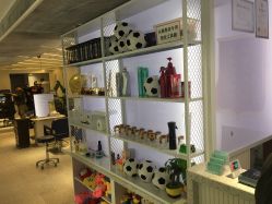 -PE SALON